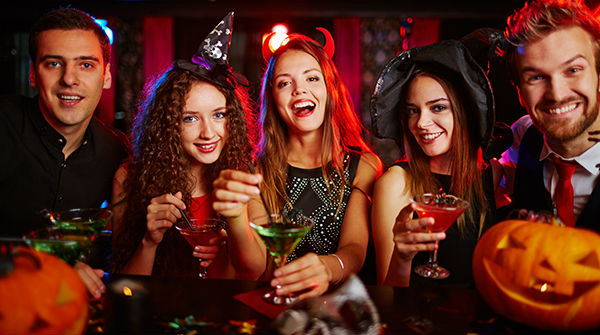 Stuttgarter Singles auf einer Halloween Party