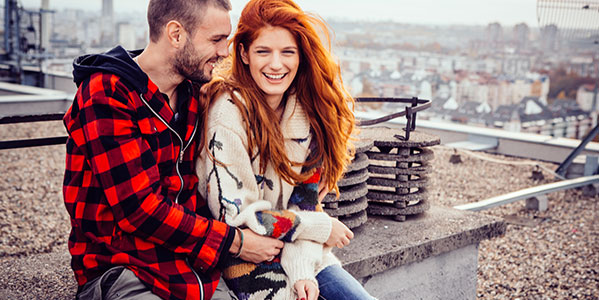 Singles flirten auf Dachterrasse in Stuttgart